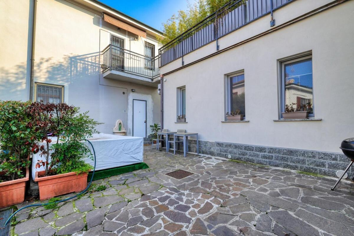 Vila Jacuzzi & Relax - Casa Indipendente 20Min Da Milano Zelo Buon Persico Exteriér fotografie